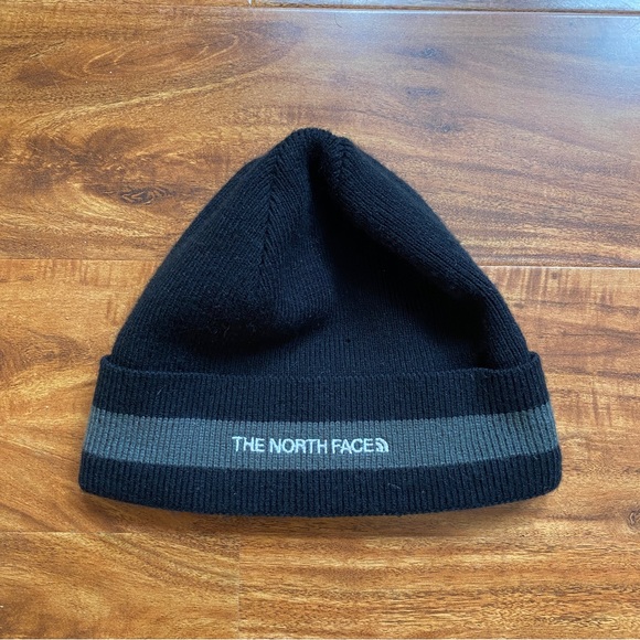 The North Face Unisex Black Gray Acryclic Knit Beanie One Size Cabincore Casual - Picture 1 of 11